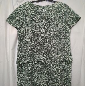 Sag Harbor Sheath Dress Woman’s Size 16 Animal Print Short Sleeve Slit N Back